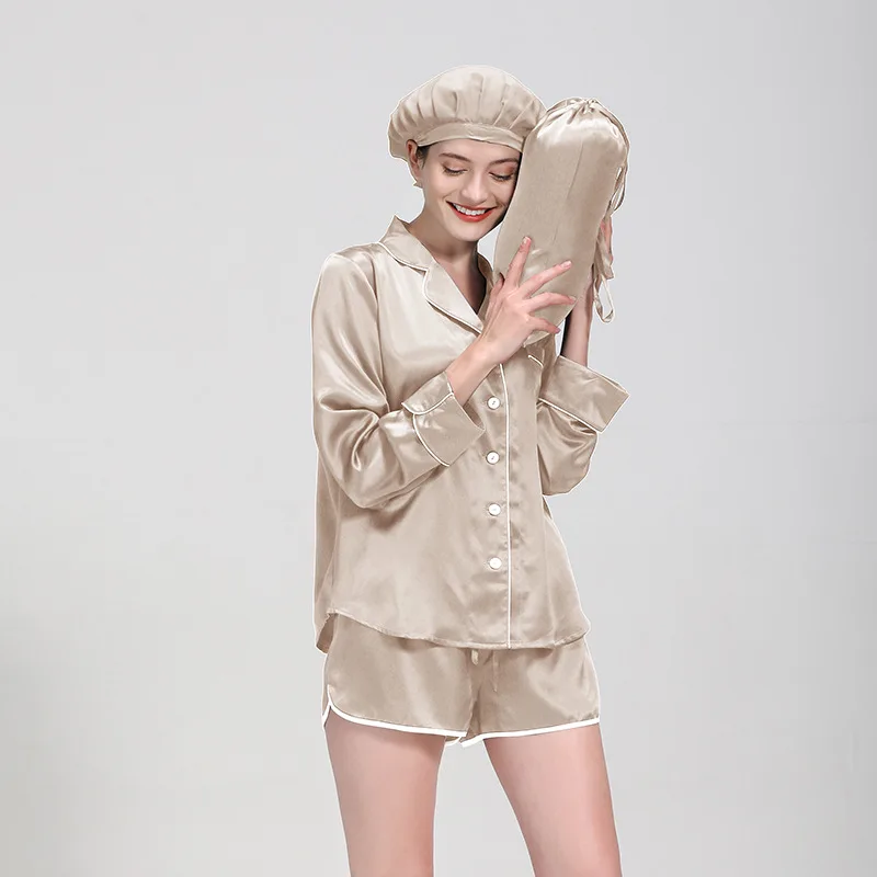 Рисунок 3 - Домашняя одежда из шелка тутового