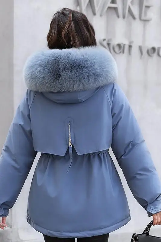 New Winter Jacket Women's Parka Fashion Coat Hooded Loose Warm Snow with Fur Collar Thickened
