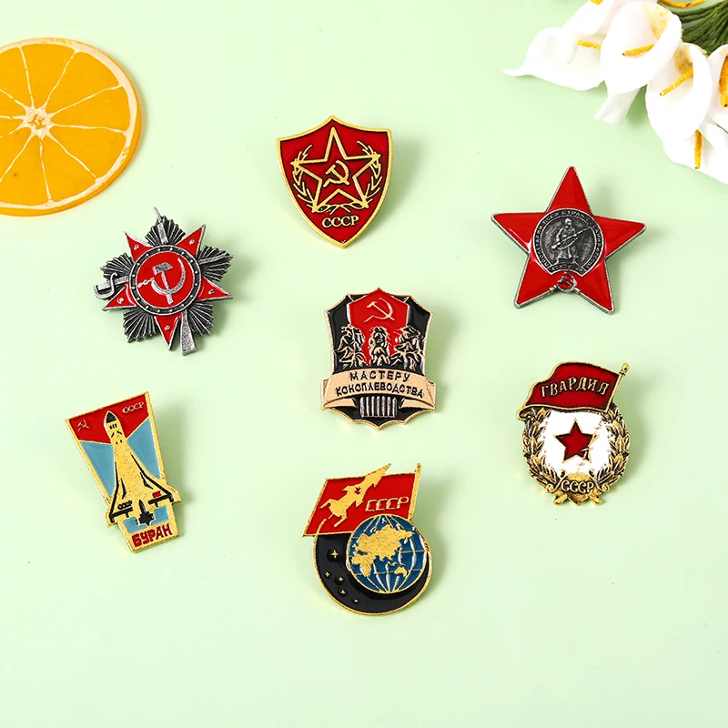 

Soviet Sickle Hammer Five Pointed Star Brooch Cccp Metal Badge Cartoon Creative Clothes Bag Enamel Pin Decoration Medal Gifts