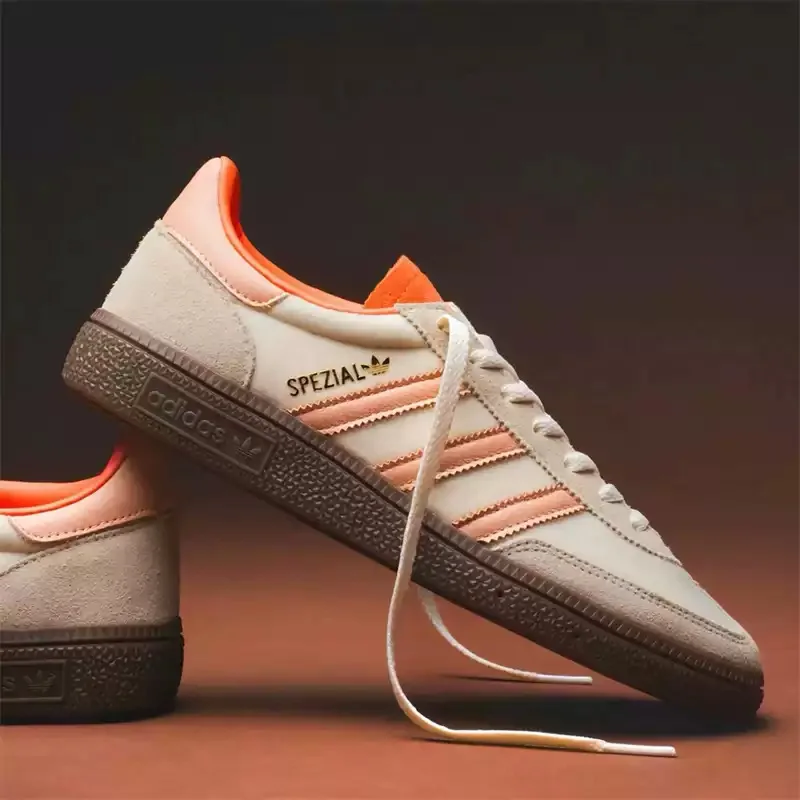 Фото Мужская и женская обувь Adidas Clover - новая летняя модель - удобные, универсальные, модные низкие кроссовки - JI2649 №1