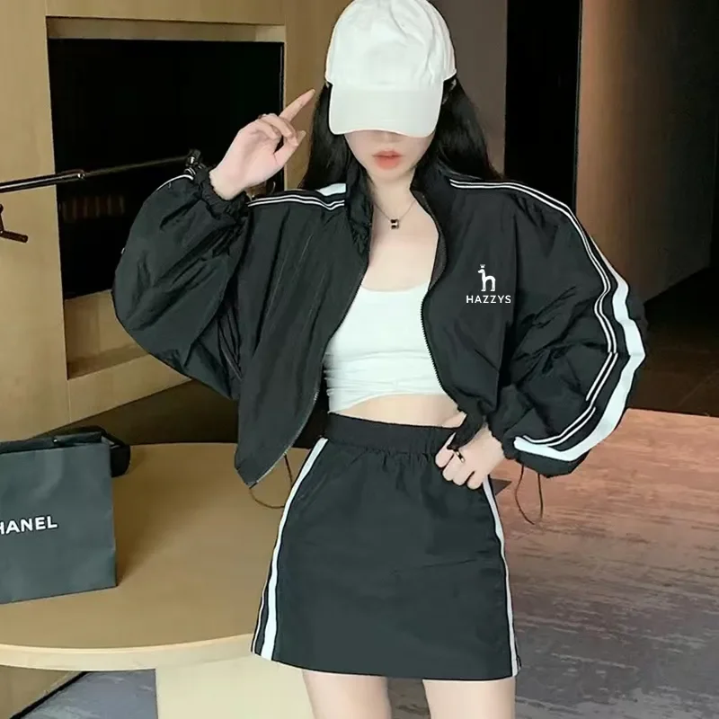 

2023 Golf Suits Women's Golf Wear Autumn New Jacket High Quality Two Piece Golf Women's Clothing Windbreaker Mini Skirt Set