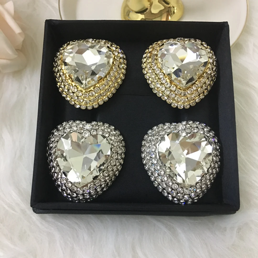 

classic fashion street shooting wild new heart-shaped crystal ear clip