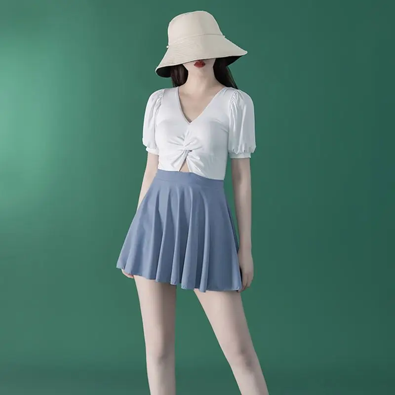 

One Piece Bath Clothes 2021 Ladies Conservative Student Girl Skirt Hot Springs Covering Belly Slimming Breasts Gather Swimsuit