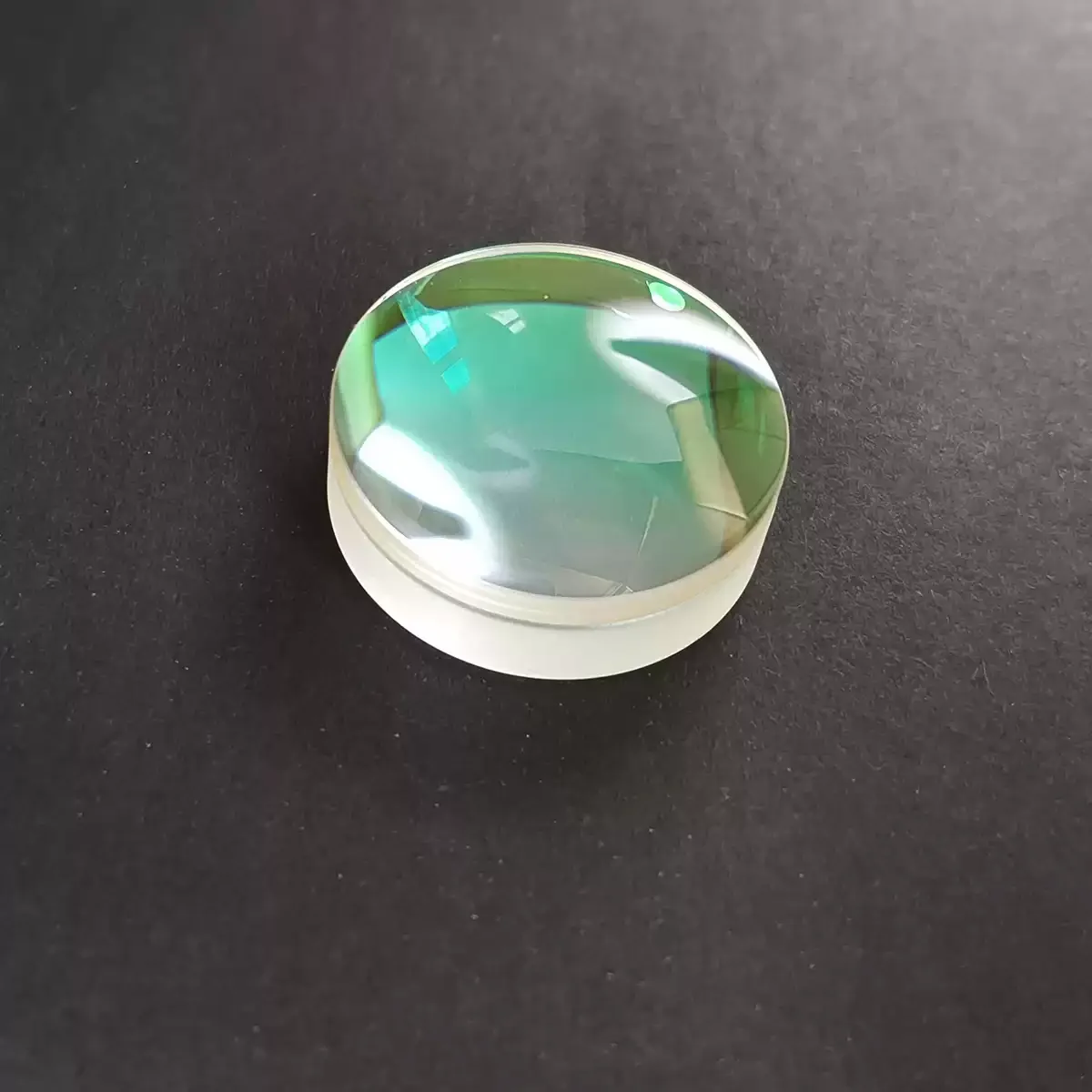 

Диаметр 25,4 мм Ахроматическая линза Фокусное расстояние 150 мм 300 мм Материал оптического стекла Пленка для покрытия 400-700 нм 650-1050 нм 1050-1700 нм