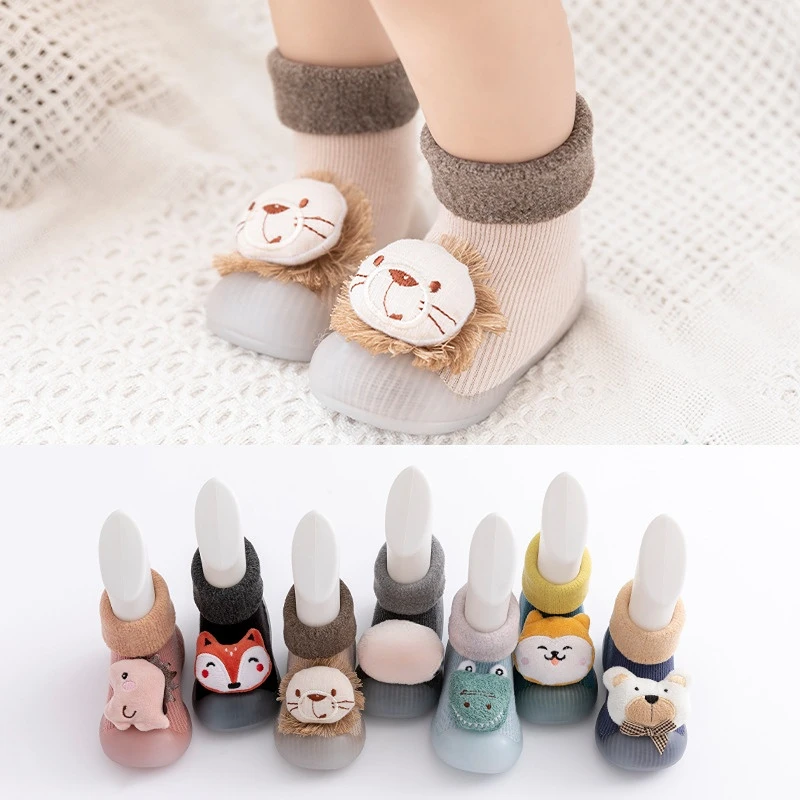 

baby sock shoes for winter thick cotton animal styles cute baby floor shoes anti-slip first walkers 0-3 years Christmas gifts