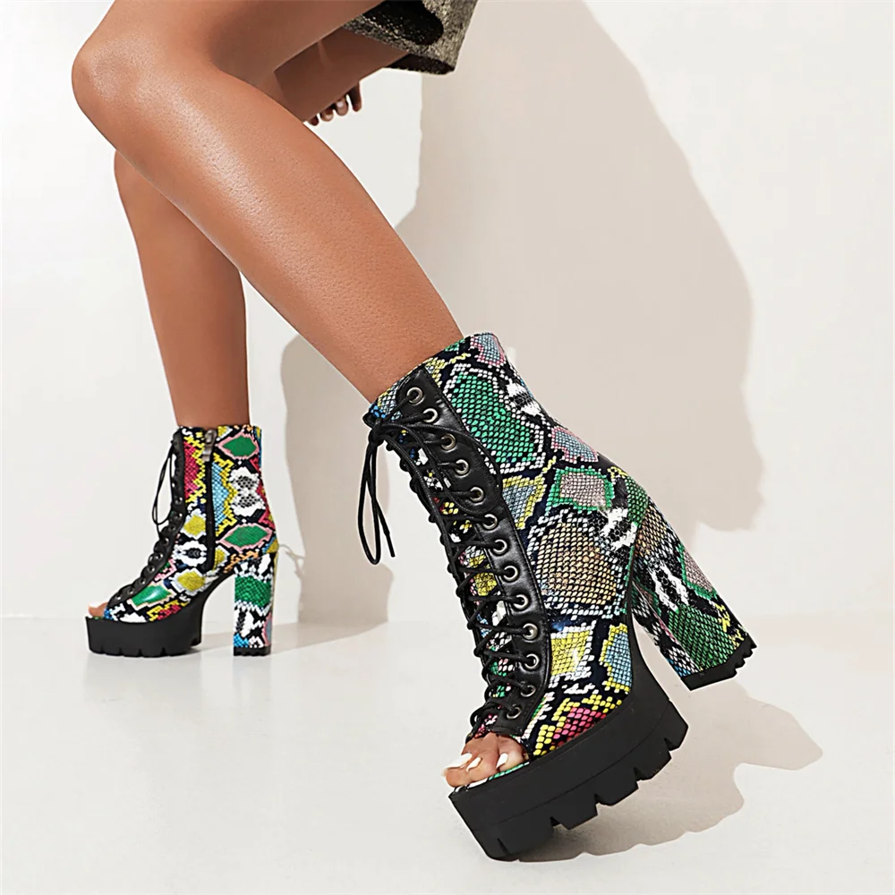 Женские Водонепроницаемые ботинки на платформе сапоги большого размера высоком