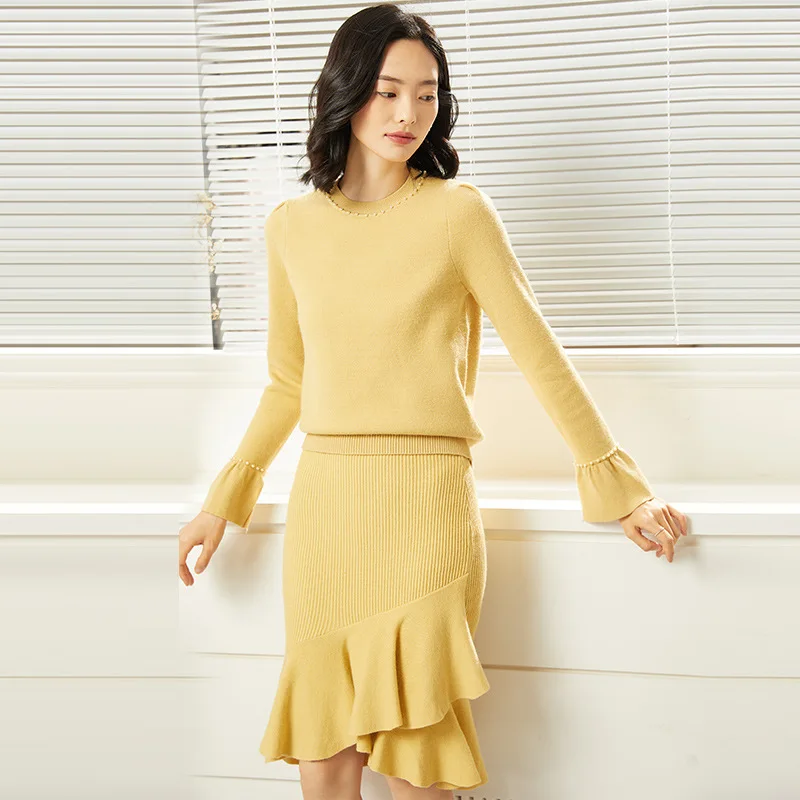 Women Spring New High-end Fishtail Suit Skirt Temperament Foreign Style Horn Sleeve Sweater Fashion Suit