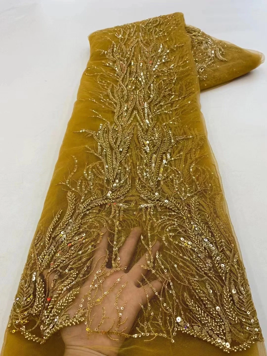 

Gold Nigerian Wedding Lace Fabric 2022 Luxury Embroidered Beaded French Net Lace Fabric 5 Yards For Dress Sewing