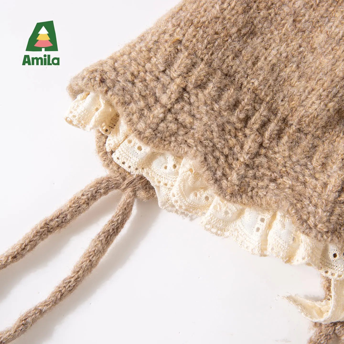 Детская зимняя вязаная кружевная шапка Amila Kids для девочек, длительное тепло, ветрозащитная, регулируемая эластичность, изысканная сладость (art.: 3920d3ad99fa2) - 3920d3ad99fa2