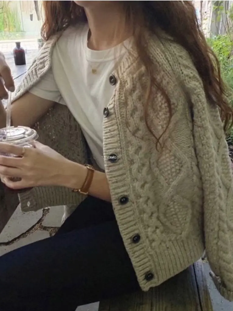 

Women's Casual Short Sweater Spring Autumn Ladies Fashion Cardigan