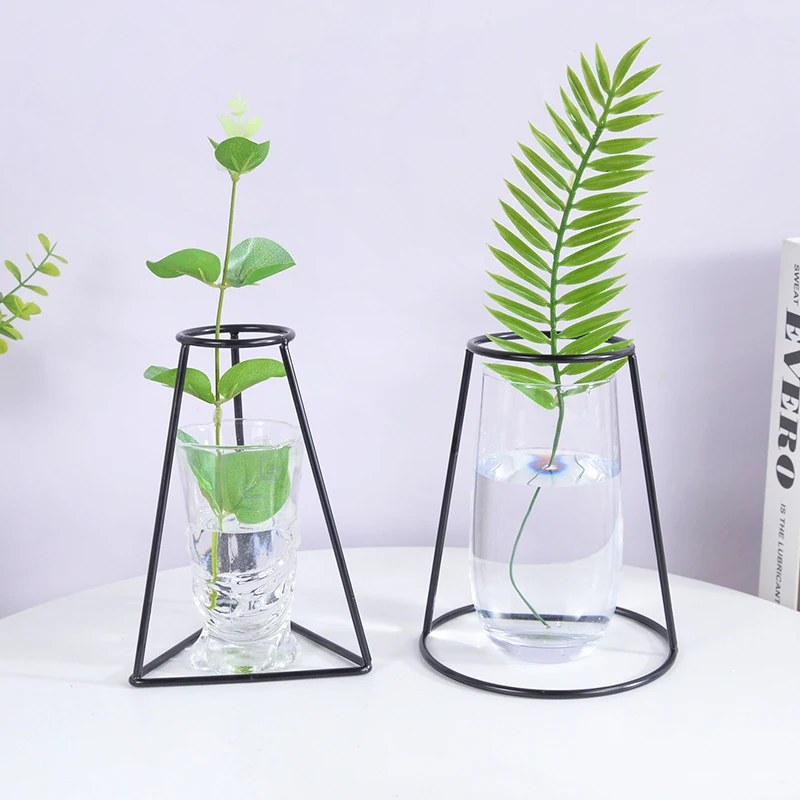 

Retro Iron Line Vase Hydroponic Plant Flower Vase Living Room Office Home Decorations Accessories Tabletop Table Flowers Vases