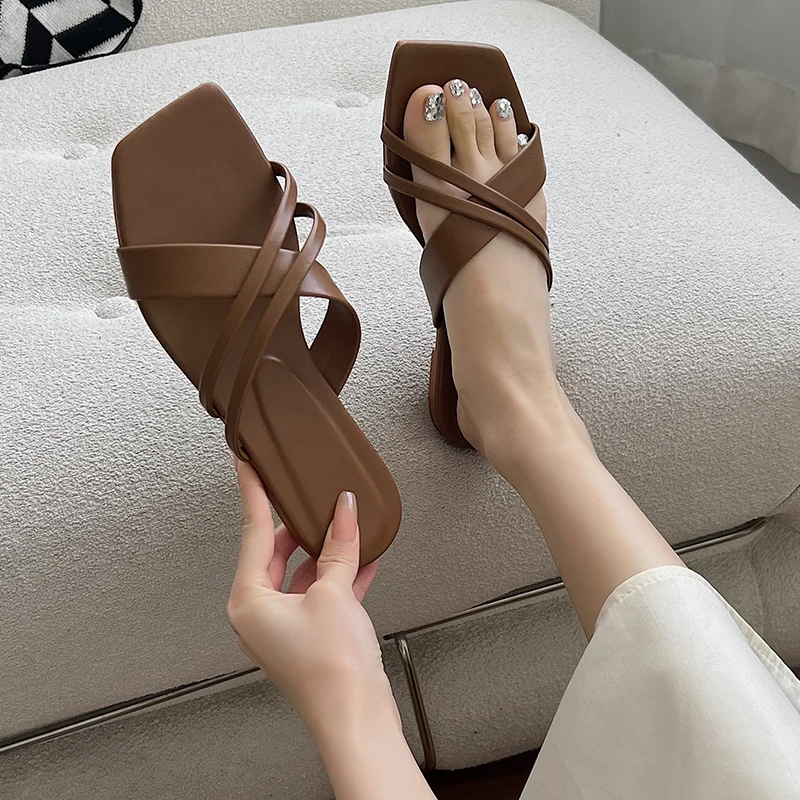

Summer Beach Shoes for Women 2023 New Vintage Square Toe Open Toe Women's Slippers Flat Ladies Casual Slides Female Sandals