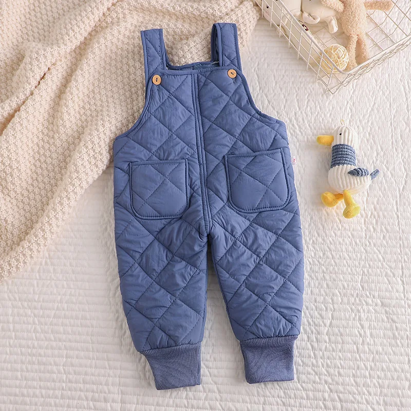 Детский хлопковый комбинезон однотонный с карманами для мальчиков и девочек