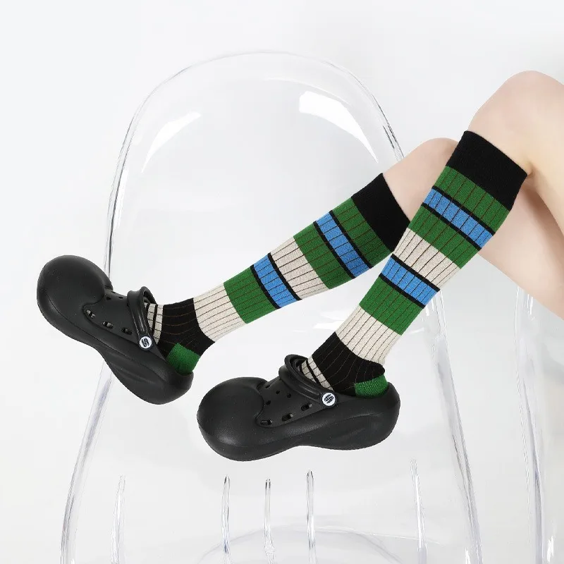 Женские зимние чулки до колена модные красочные полосатые длинные носки женские