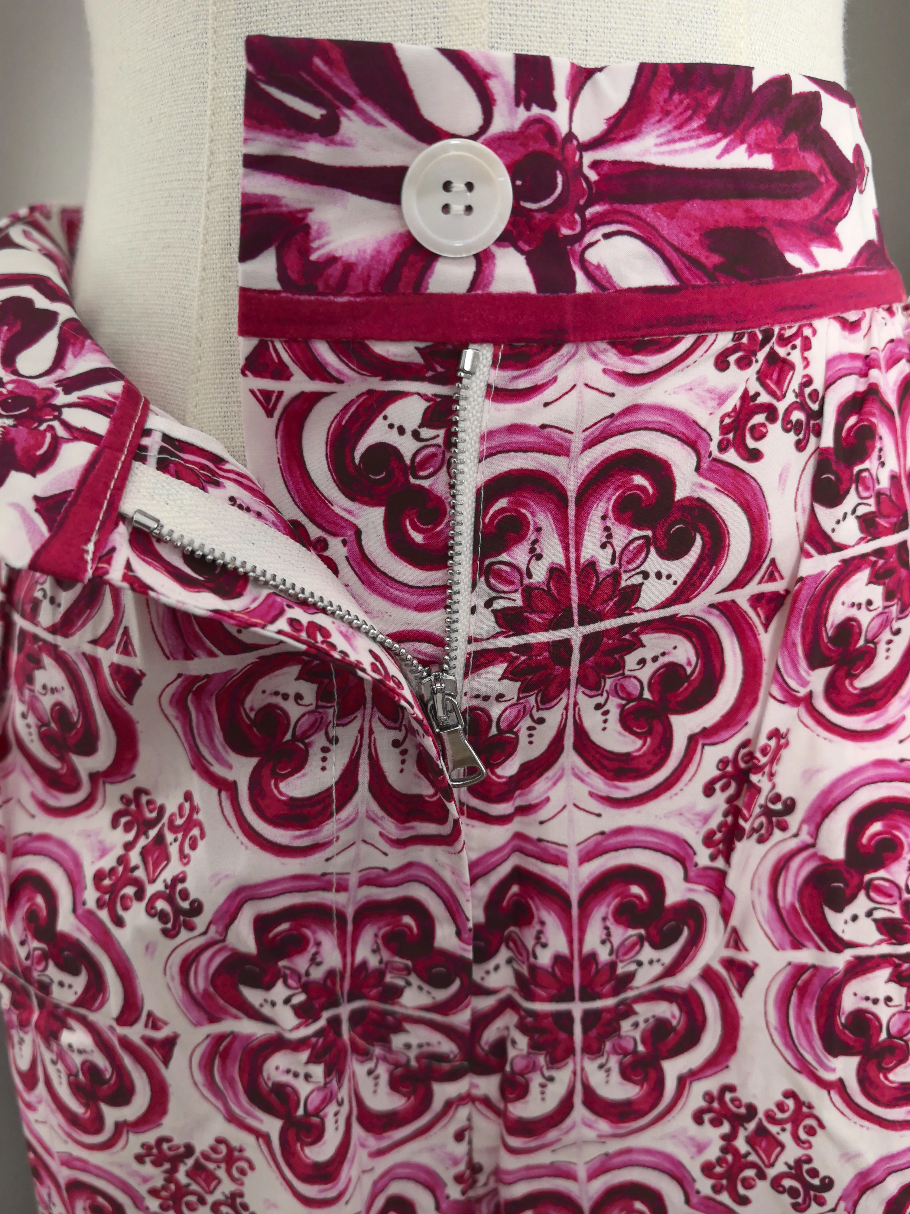 Шорты из 100% хлопка 2024 женские повседневные модные шорты шафранового фарфора в