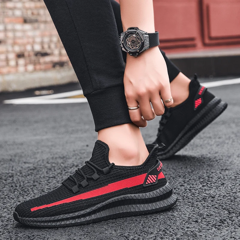 Lightweight Men Sneakers Summer Mesh Casual Shoes Men Outdoor Sport Running Shoes Breathable Walking Sneakers Tenis Masculino