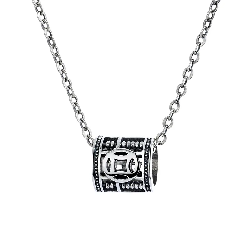 

Подвеска из серебра 925 пробы с бусинами на удачу