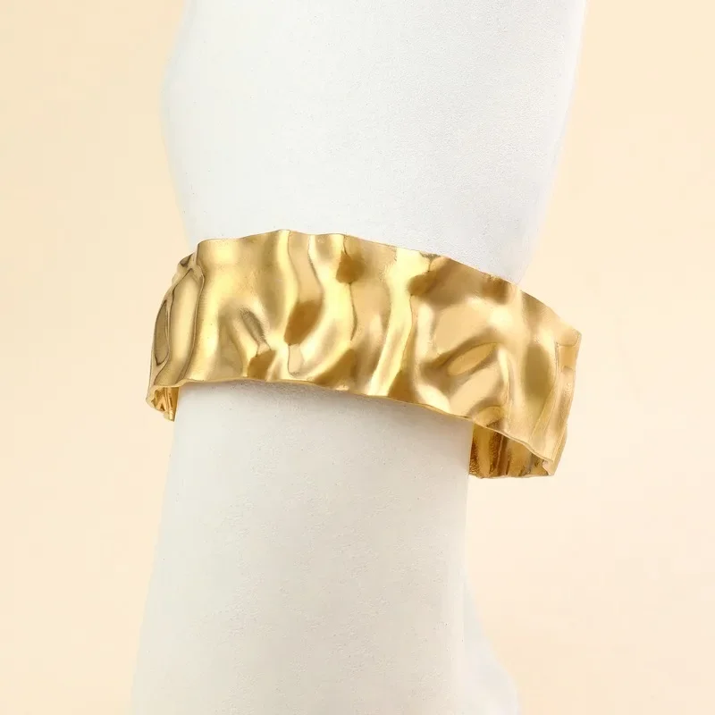 Uworld текстурированные золотые Манжеты Позолоченные Браслеты из нержавеющей