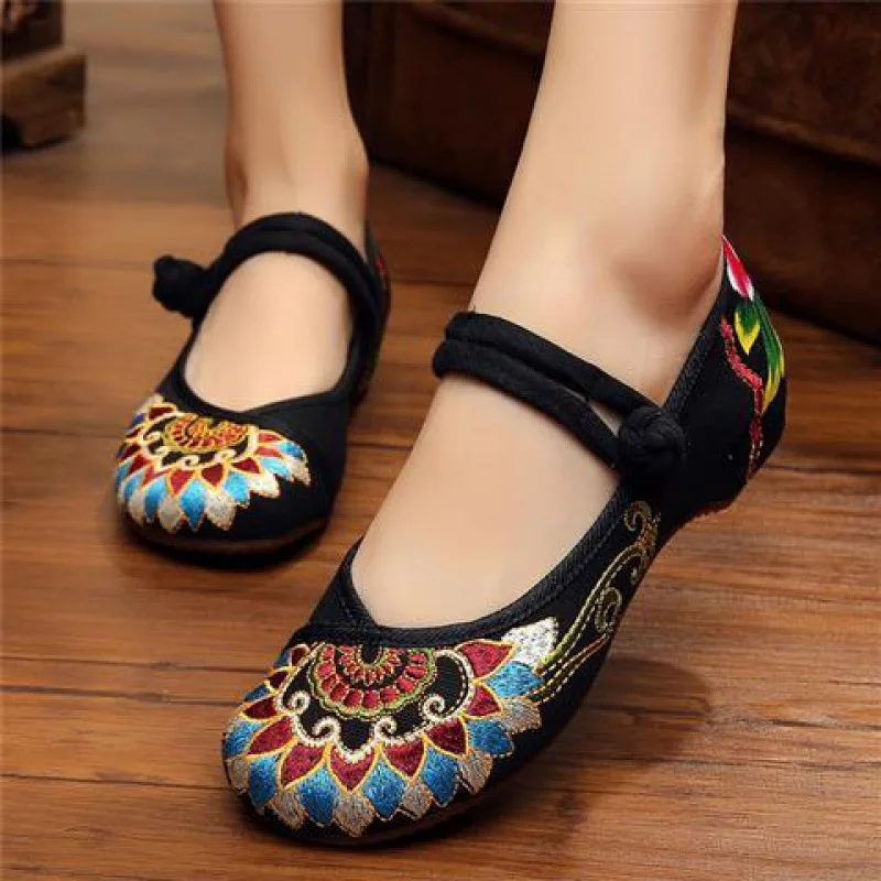 Женские тканевые туфли Hanfu красные зеленые на плоской танкетке с вышивкой в