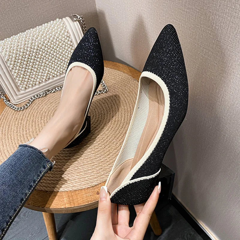 2022 New Knitted Women's Shoes Pointed Toe Knitted Pumps Female Casual Middle Heel Shoes Breathable Square Heel Pumps Female