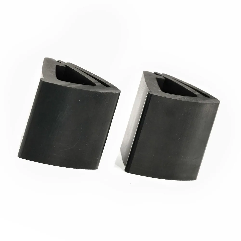 High Quality Retaining Clips Windshield Top Grip 2pcs Car 102005801 Retaining Clips Rubber Windshield Top Grip