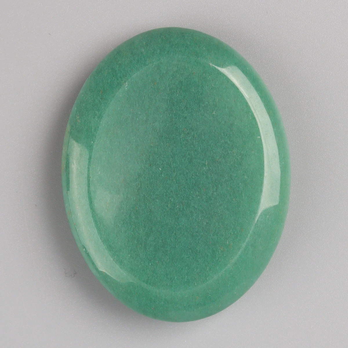 

Пальмовый камень из нефрита