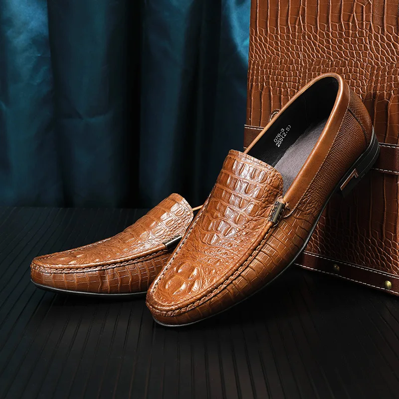 

Men's leather shoes 2022 summer new top layer cowhide casual leather shoes men's set foot business beanie shoes
