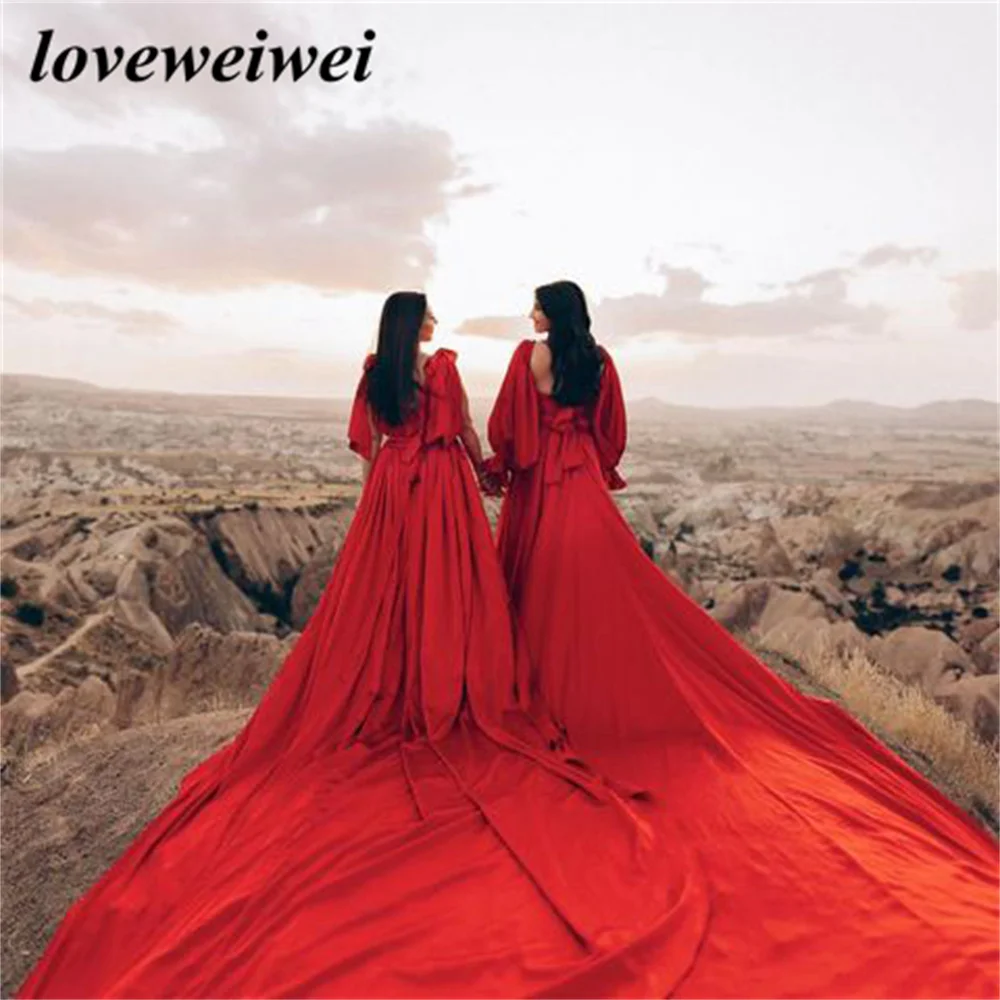 Шифоновые вечерние платья а-силуэта с V-образным вырезом и шлейфом |