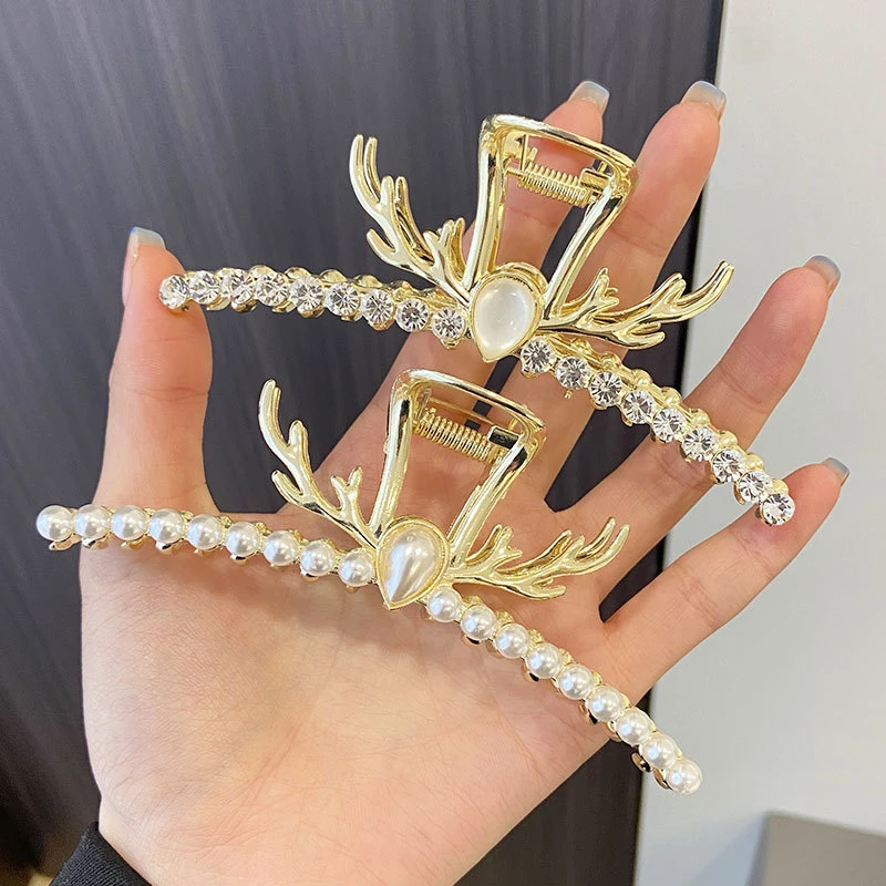 

2023 New Spring Summer Large Shark Clip Antler Pearl Rhinestone Hair Clip Metal Catch Clip On The Back Of The Head Hair Clip