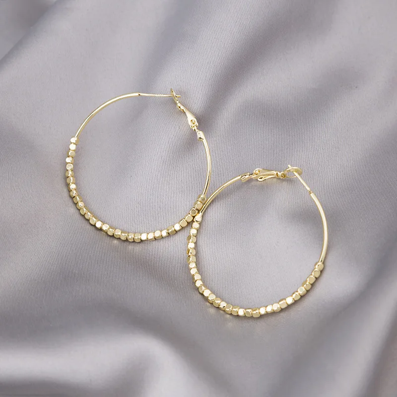 

U-Magical Korean Fashion Gold Silver Color Metallic Square Hoop Earrings for Women Luxury Circle Earrings Jewelry Pendientes