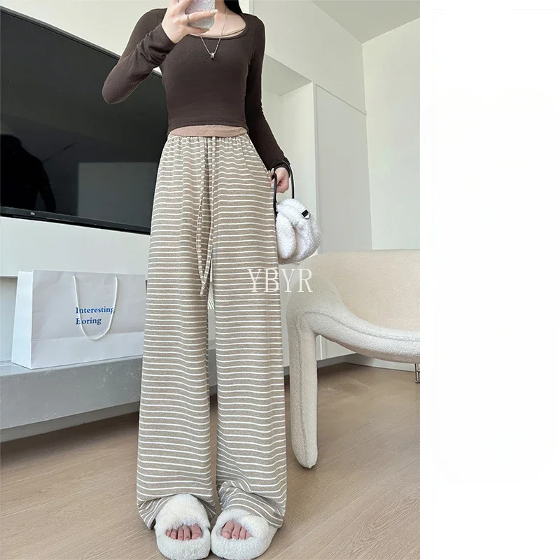 Мягкие полосатые брюки женские спортивные с широкими штанинами повседневные