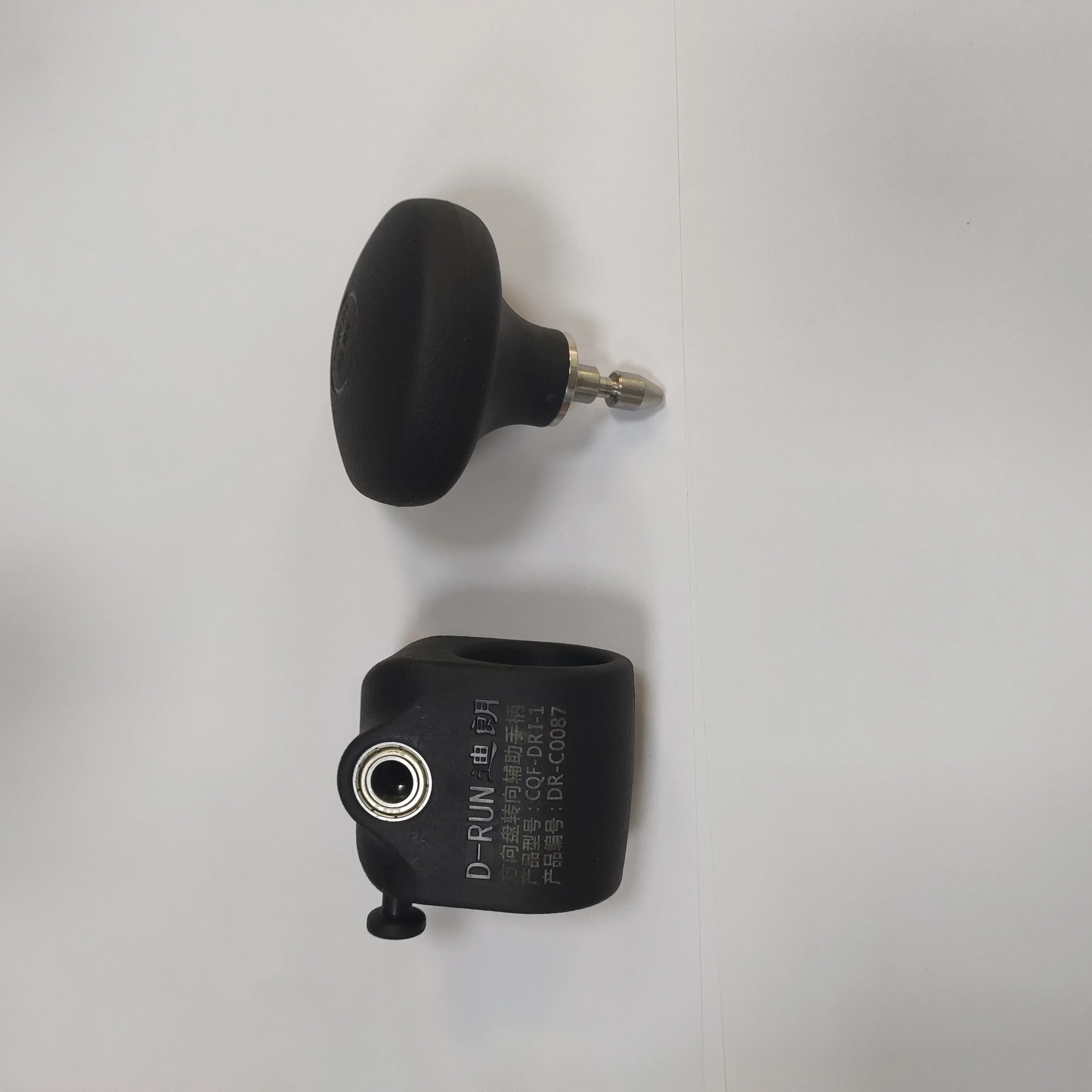 Безопасный для окружающей среды резиновый автомобильный руль бустер Спиннер