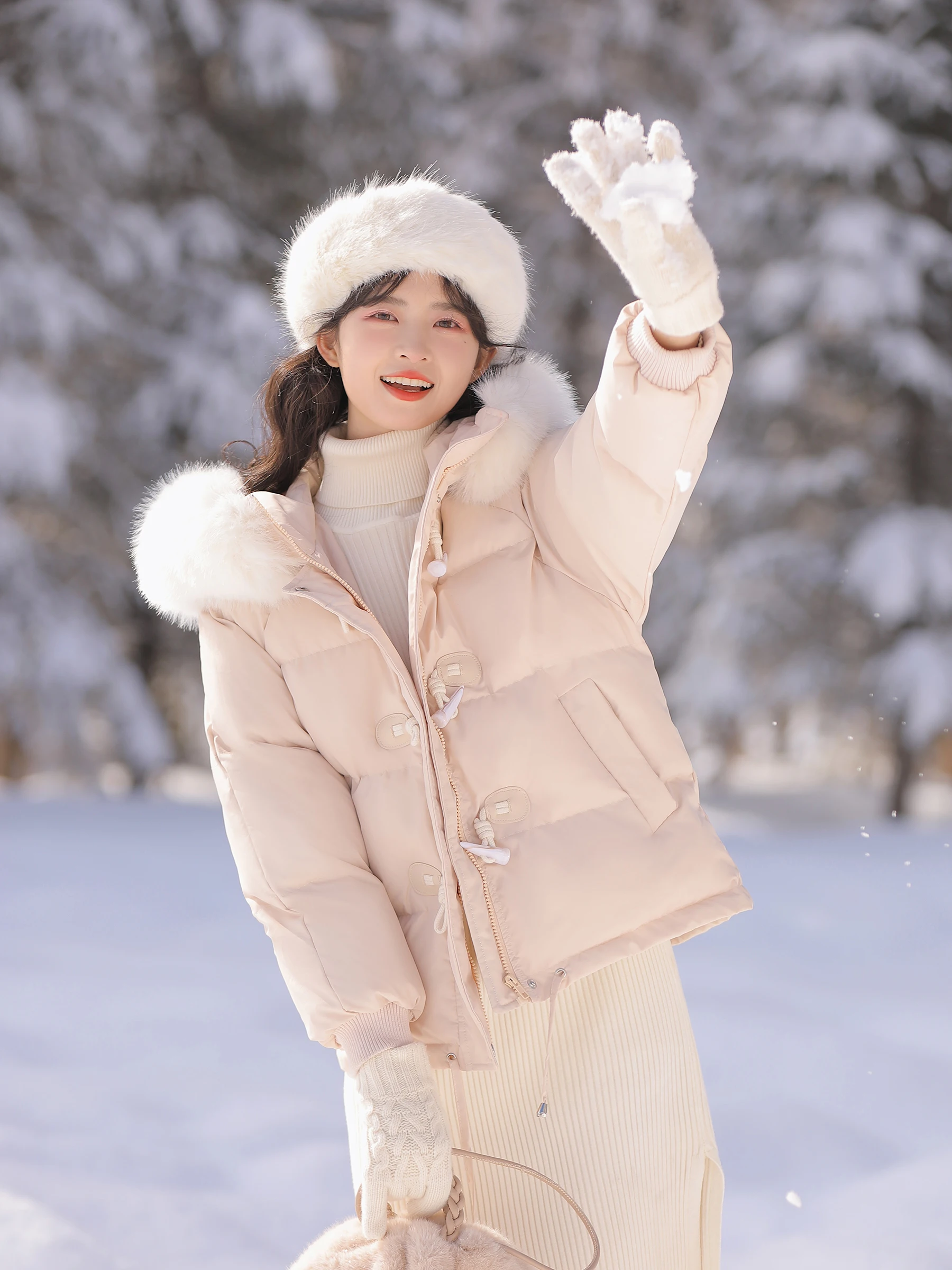 2022 New Cow Horn Buckle Design Down Cotton Coat Small Short Cotton Coat Cotton Coat Women's Winter Wear