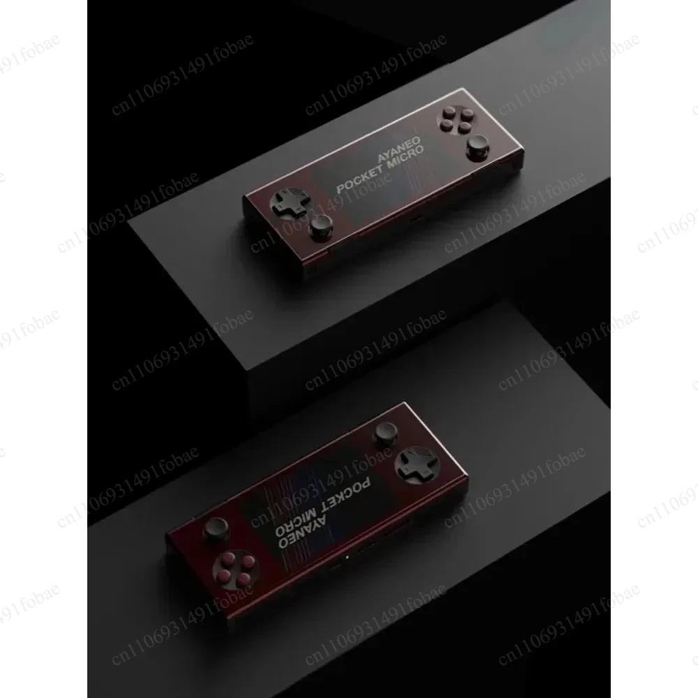 Фото Игровая консоль AYANEO Pocket MICRO с 3,5-дюймовым IPS-экраном (разрешение 960*640), корпус из алюминиевого сплава, портативная игровая приставка №3