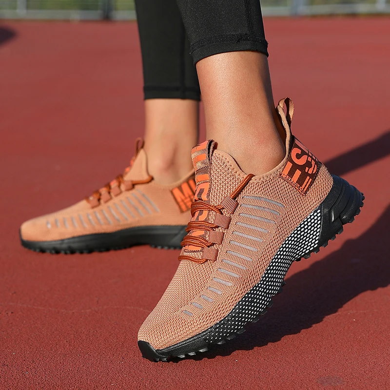 Женские летние кроссовки удобная повседневная обувь для бега с