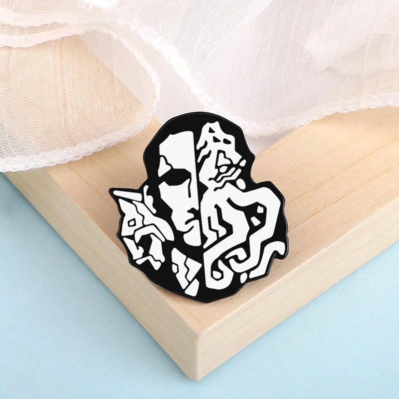 Мужские броши с разделенным лицом ролевые комиксы ужасов эмалированная булавка