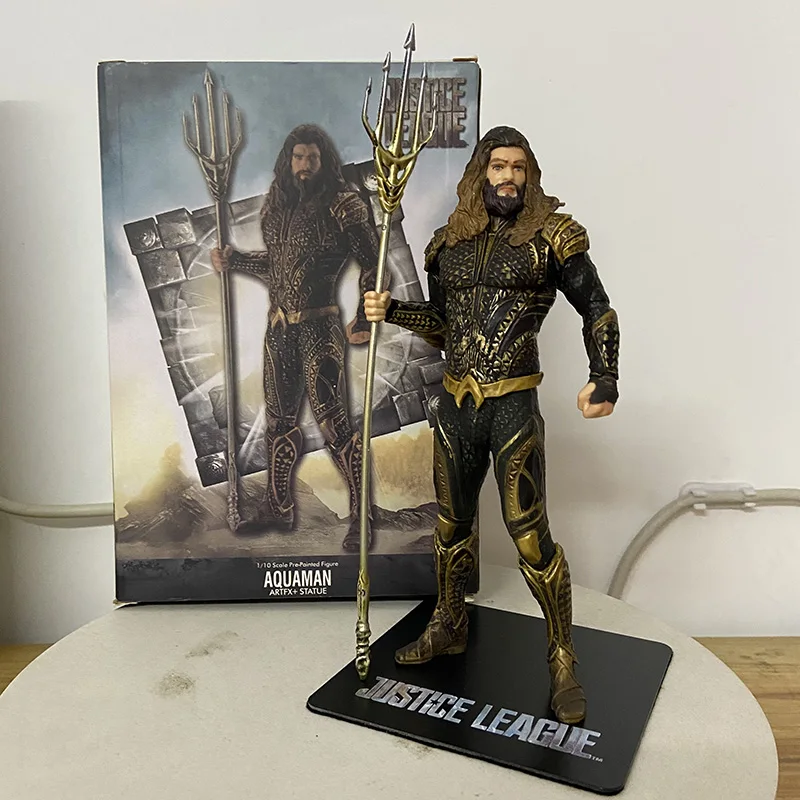 Flash Cyborg Wonder Woman Marvel Bruce Wayne Batman Action Figurine Collectible Model Toy 19cm Gift Dolls