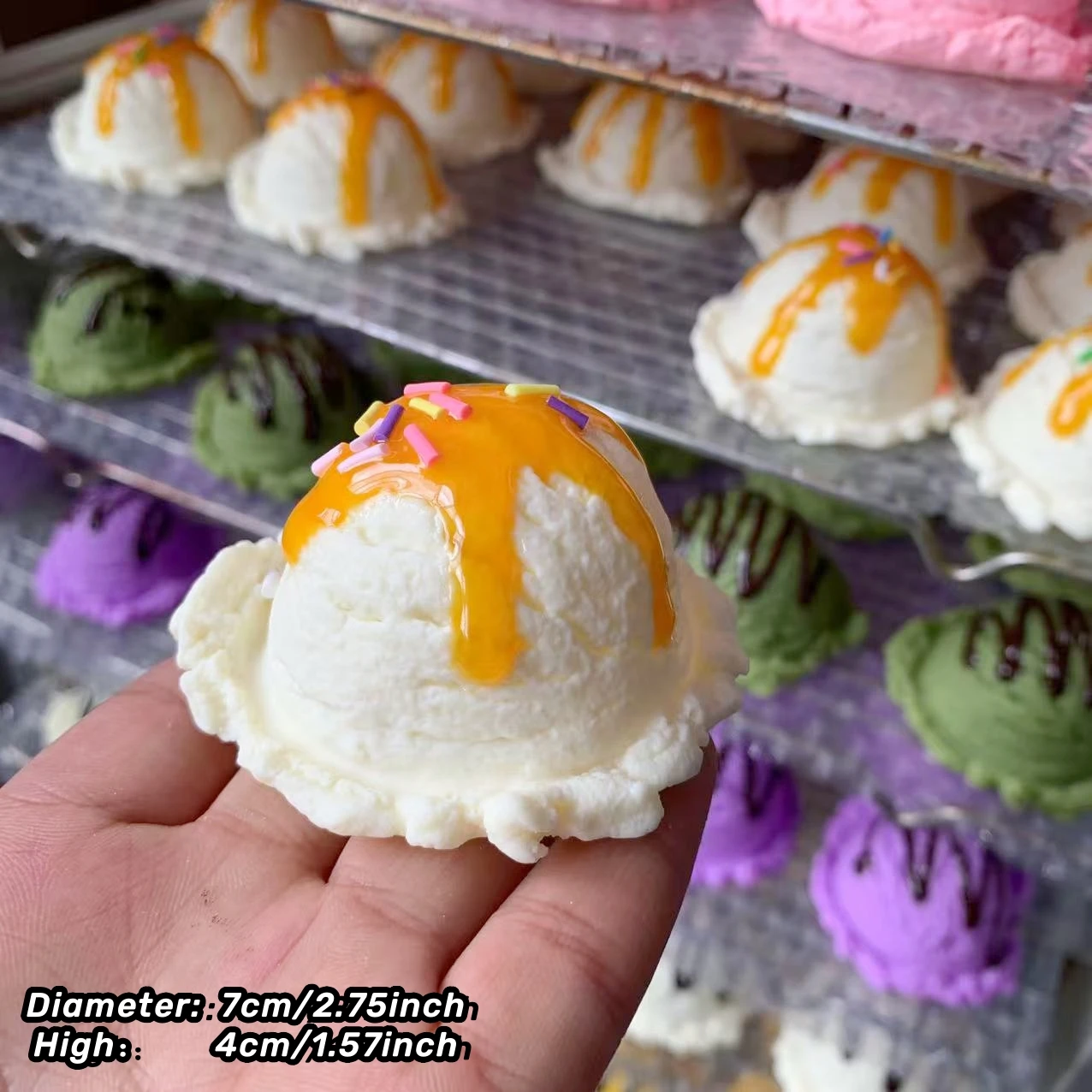 

Модель ложки для мороженого из ПВХ