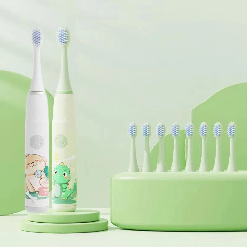 Детская электрическая зубная щетка с мультяшным рисунком и 6/8 сменными насадками