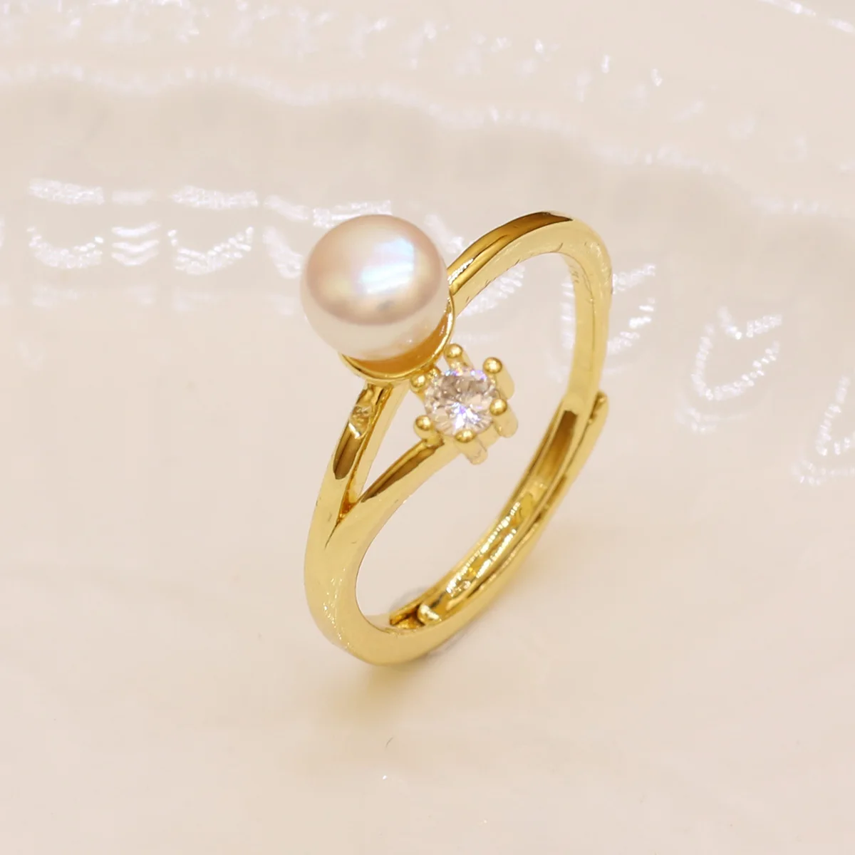 

Natural Cultured Freshwater Pearl Rings Unique Exquisite Adjustable Copper Ring for Jewelry Women Party Engagement Gift