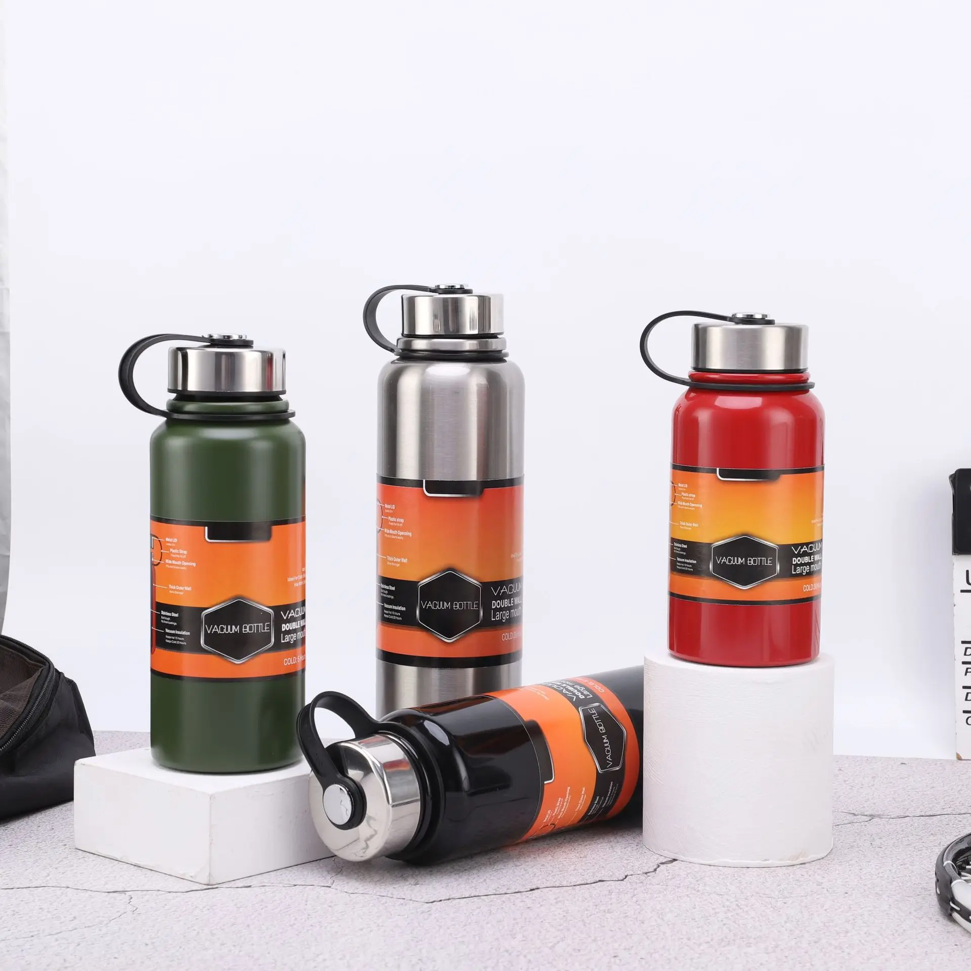 

Вакуумный Термос большой емкости из нержавеющей стали, Спортивная бутылка для воды, термос, чашка, подходит для отдыха на открытом воздухе, ...