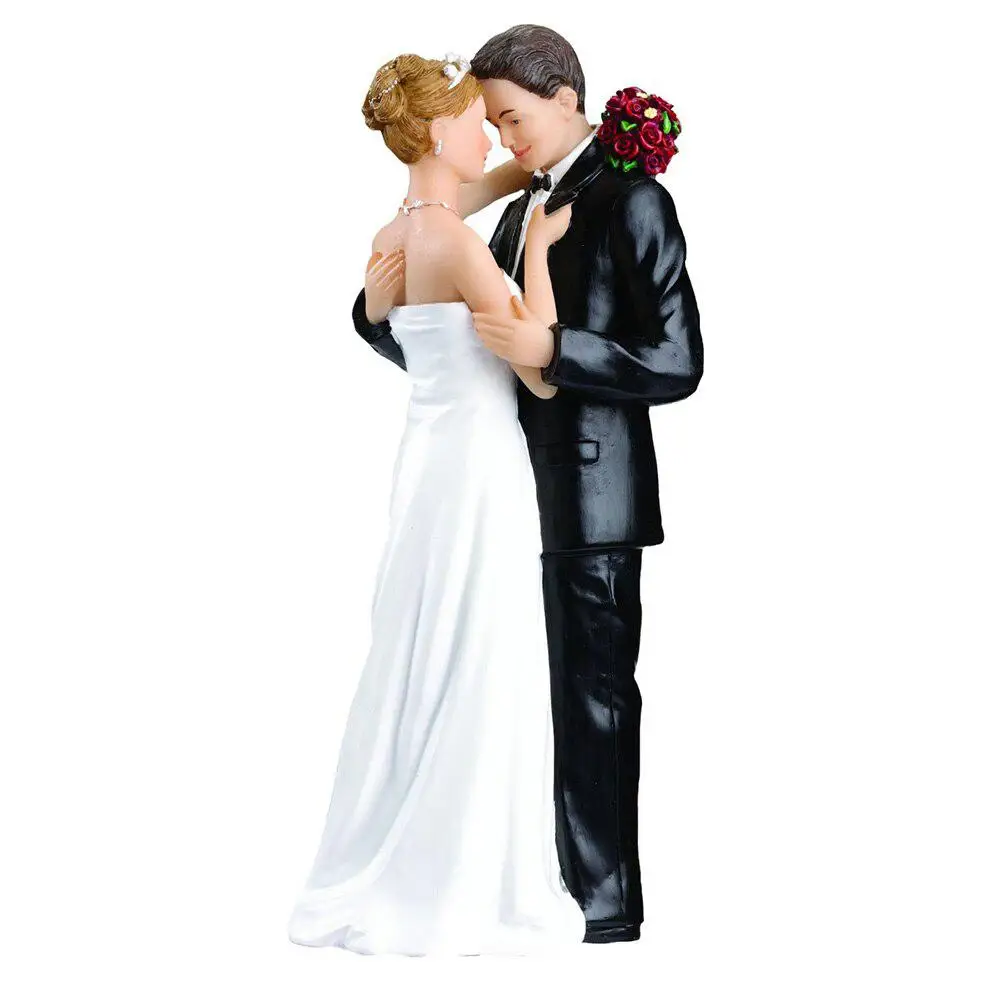 

Свадебные фигурки жениха и невесты Casamento