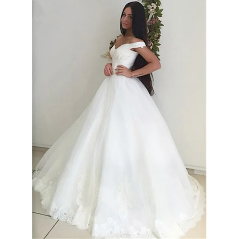 

2022 New Lace Pure White Wedding Dress Luxury Style And Floor Skirt Tulle Fabric V-neck Half Exposed Back Card Shoulder Sleeve