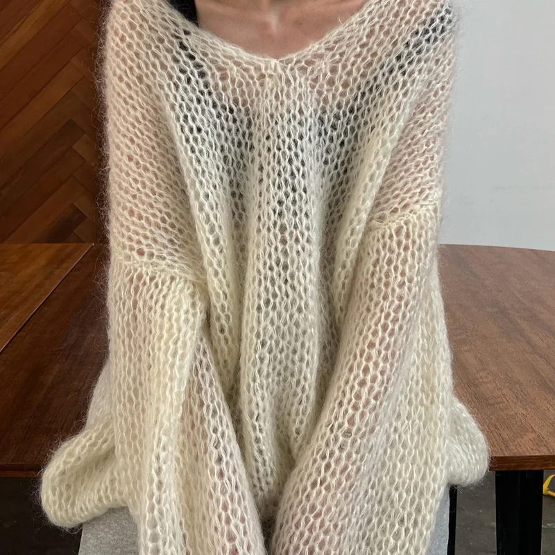 Пуловер женский трикотажный с V-образным вырезом и длинным рукавом