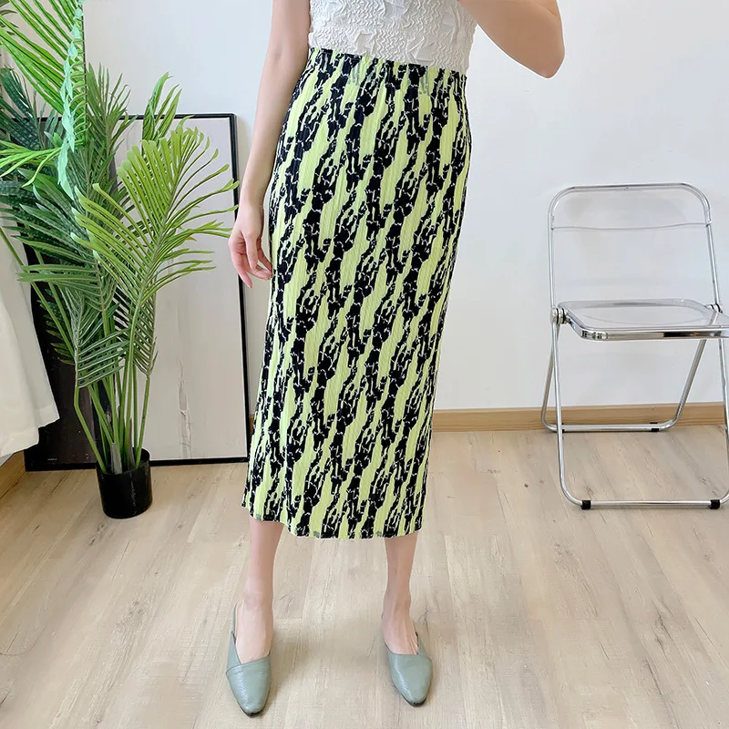 Japanese designer pleated skirt women's mid-length straight elastic high waist printed color skirt summer