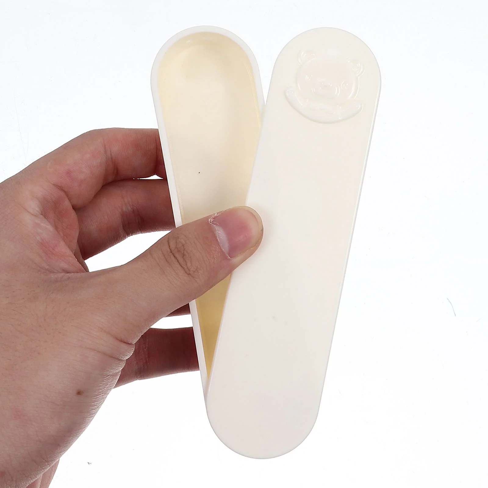 Рисунок 4 - пластиковые контейнеры для ватных