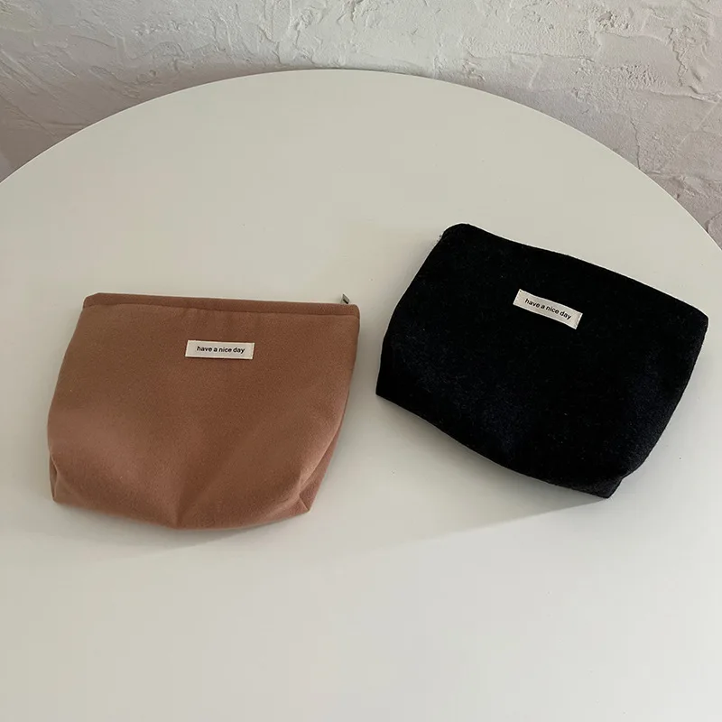 

Cosmetic Bag Women Floral Makeup Case Organizer Korean Embroidery Cosmetic Pouch Travel Bag Corduroy Canvas Beauty Case