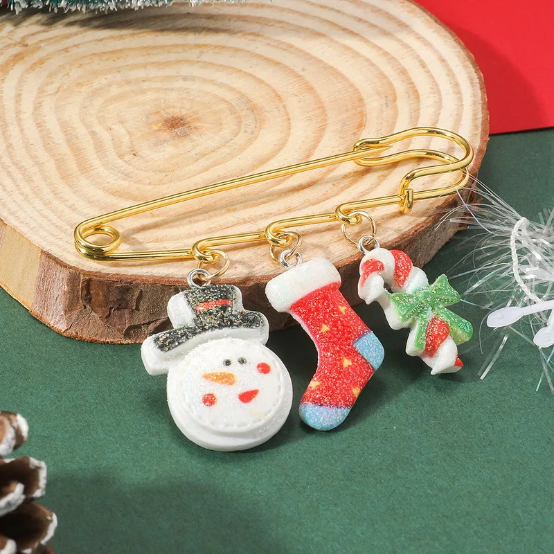 

2024 New Design Cartoon Christmas Brooches for Women Exquisite Acrylic Santa Claus Elk Bell Pin Badges Festival Party Jewelry