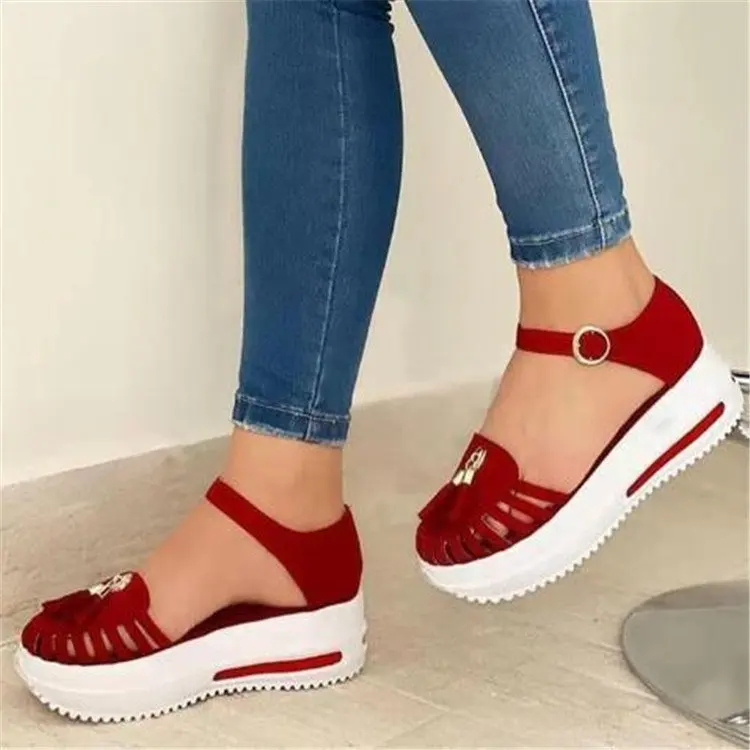 

One-word Toe Sandals Buckle Strap Platform Sole 2022 Summer New Sandals Women's Large Size