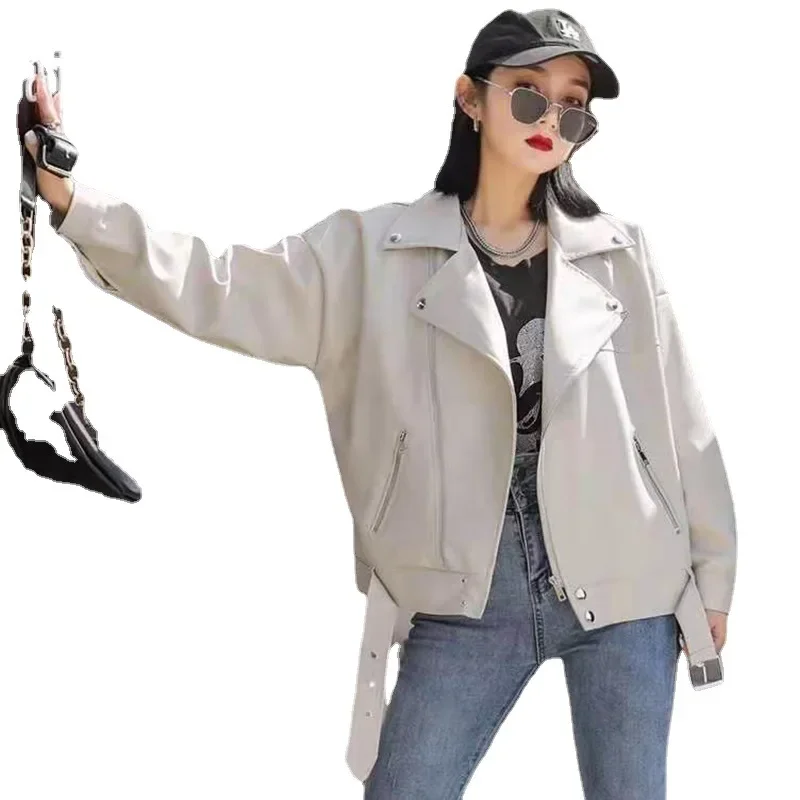 Новинка 2023 женская кожаная куртка укороченная мотоциклетная модная